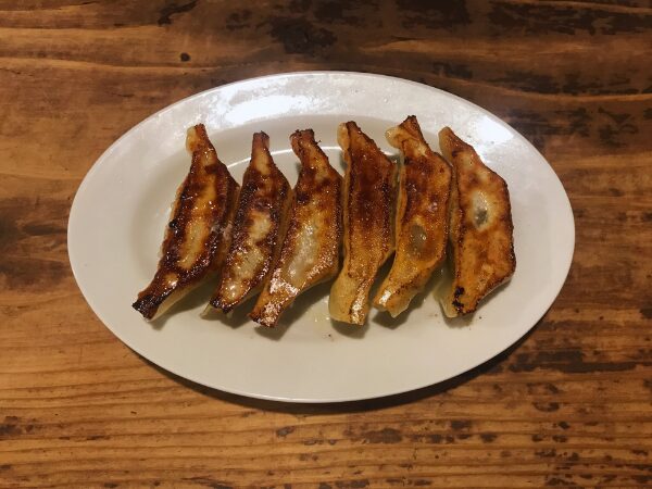 姪浜中華「門際飯荘」で餃子